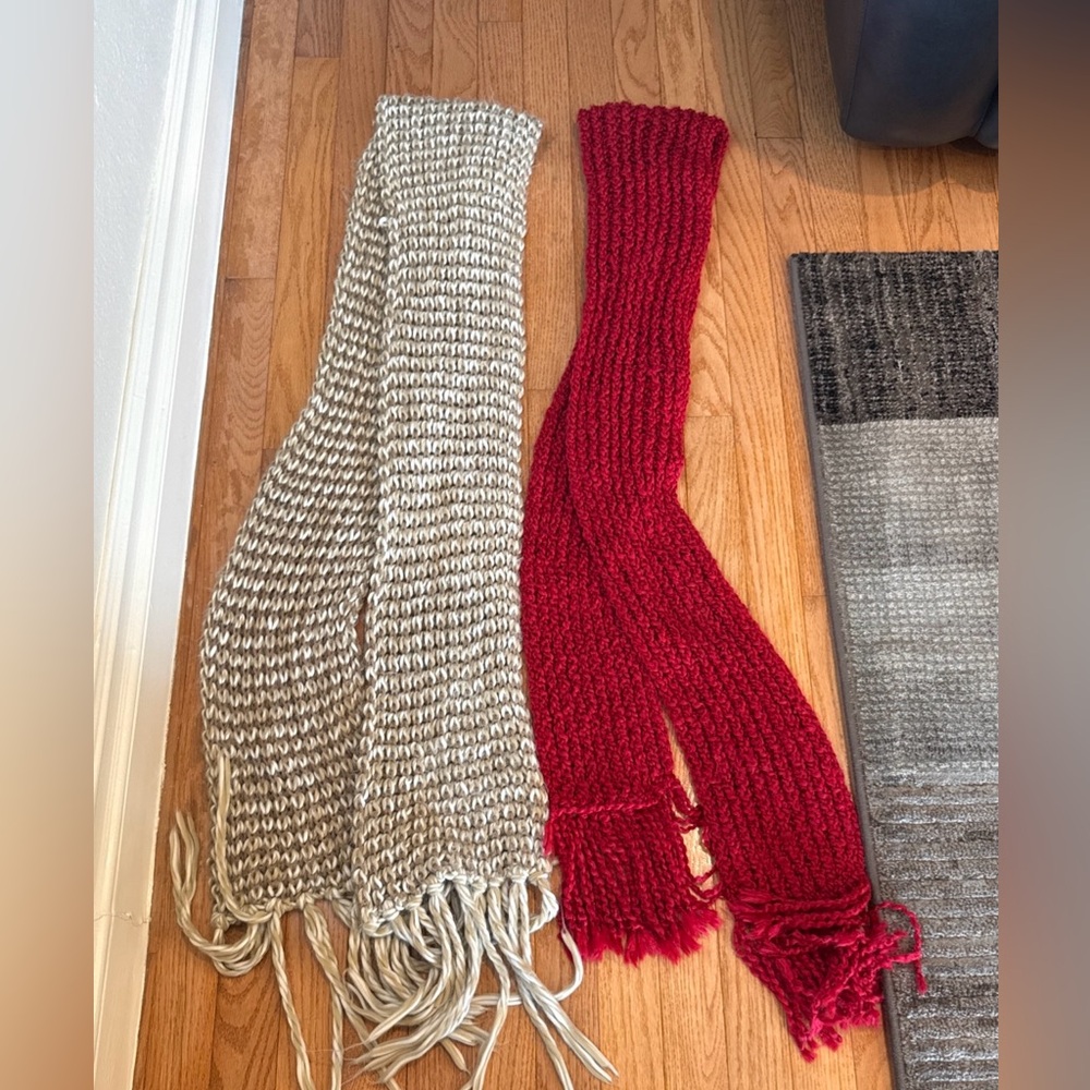 Cozy Knit Scarf Set - Red and Cream